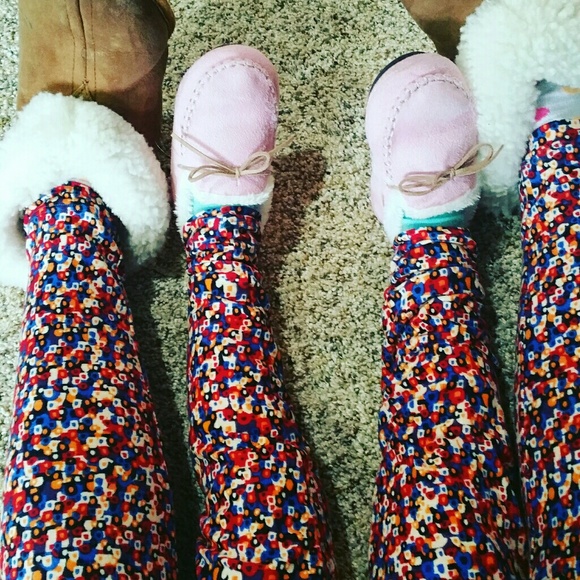 Profile Picture of Denise Mayher (@mama2minis) on Poshmark