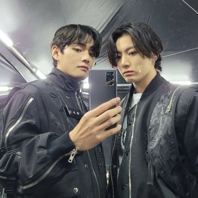 Profile Picture of  💜Anto ⁱ ᶠᵉˡˡ ⁱⁿ ˡᵒᵛᵉ 💜 ≮ᴮᴱ (@AntoJamesJustin) on Twitter