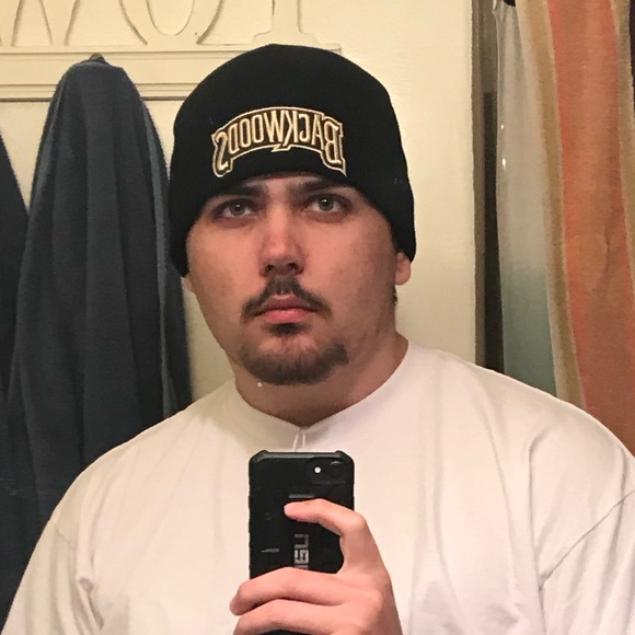 Profile Picture of Joseph Kelley (@lo51_lo) on Poshmark