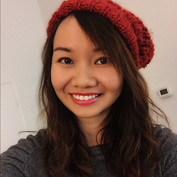 Profile Picture of Khanh Tran (@tranngbaokhanh) on Poshmark