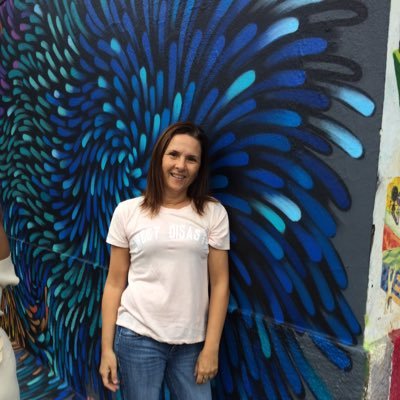 Profile Picture of Elaine Goldstein (@Elagoldstein) on Twitter