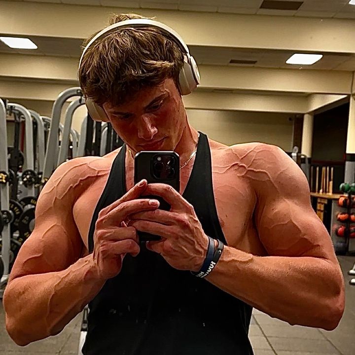 Profile Picture of Luke (@luke_hale) on Tiktok