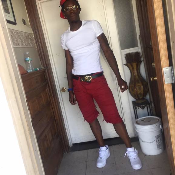 Profile Picture of Rasheed Jones (@budahbiblu7) on Poshmark