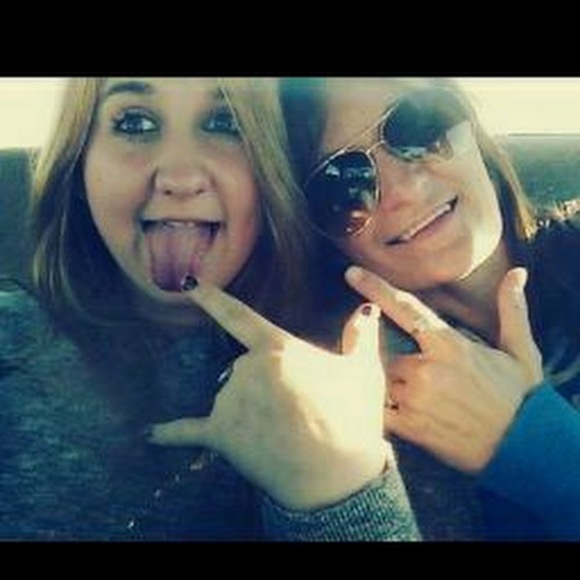 Profile Picture of Tonya Watkins (@wtonya804) on Poshmark