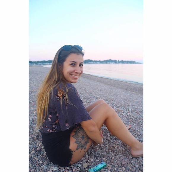 Profile Picture of Hannah Balazs (@hbalazs14) on Poshmark