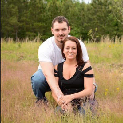 Profile Picture of Nikki Arnold Cobb (@22sease) on Twitter