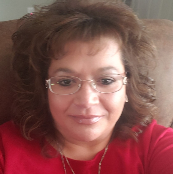 Profile Picture of Karen Cassavaugh (@footinmouth) on Poshmark