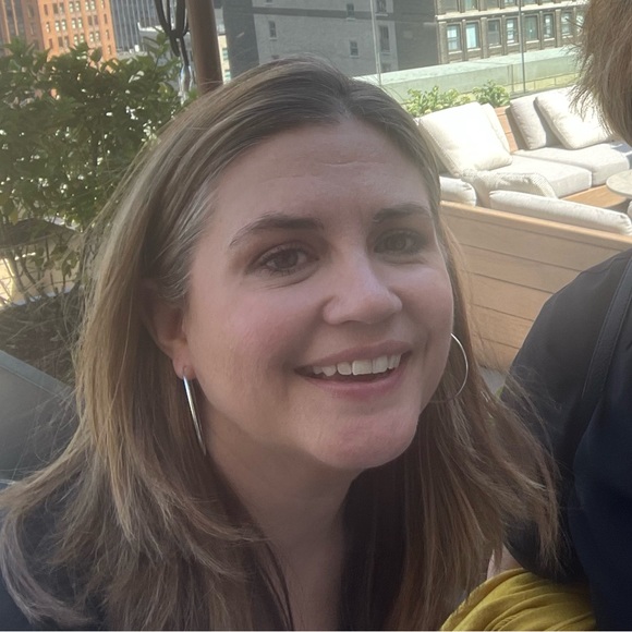 Profile Picture of Tiffany Mckane (@tiffwoo24) on Poshmark