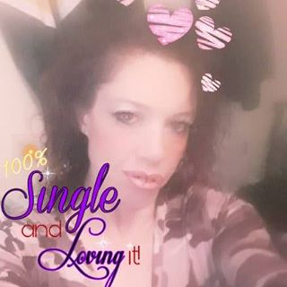 Profile Picture of Crystal Davis (Foodstamp) (@crystal.leann.davis) on Facebook