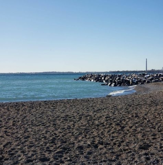 Profile Picture of Olaitan Olatunji (@olaitano) on Poshmark