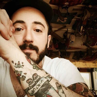 Profile Picture of Howie Cohen (@H_o_w_i_e__C) on Twitter