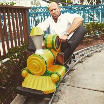 Profile Picture of Daniel Craig (@Craig_DEEDS) on Twitter