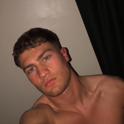 Profile Picture of J Llewellyn (@jordanllewelly7) on Twitter