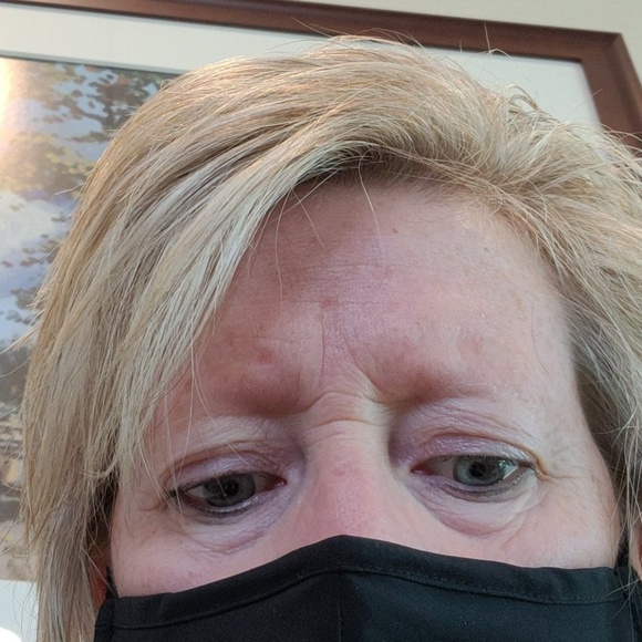 Profile Picture of Denise Spieler (@denisespieler) on Poshmark