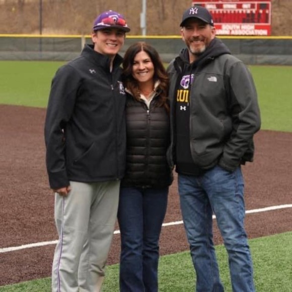 Profile Picture of Jake Lacey (@jakelacey7) on Poshmark