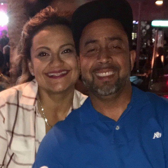 Profile Picture of Hazel & ray closet (@lindalovely21) on Poshmark