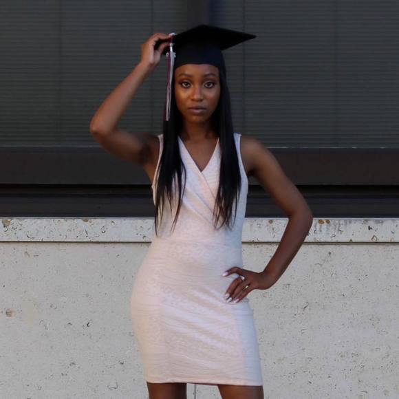 Jazmon Gallien - Poshmark Profile Picture of Jazmon Gallien (@jazmong) on Poshmark