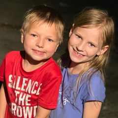 Profile Picture of Lora Phillabaum (@lphillabaum) on Tiktok