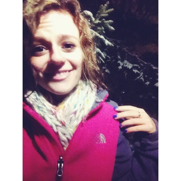 Profile Picture of Stacy Davies (@jetqueen) on Poshmark