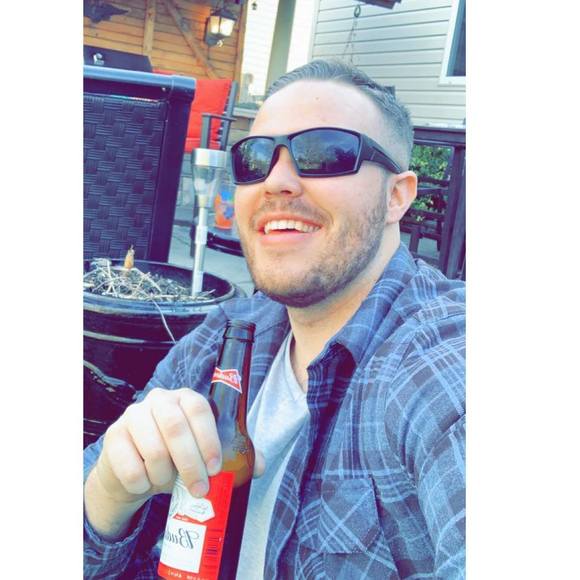 Profile Picture of Cameron Joseph (@cameronjosep734) on Poshmark