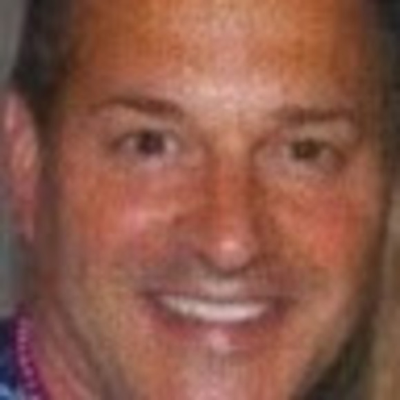 Profile Picture of Frank Verducci (@frankverducci) on Poshmark