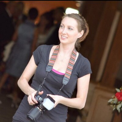 Profile Picture of Jennifer Dirksen (@jenKMDphoto) on Twitter