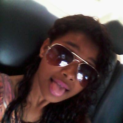 Profile Picture of Alicia Mello (@b65da9024fd94ae) on Twitter