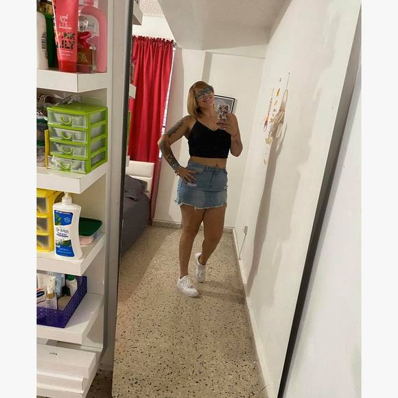 Profile Picture of Aidaliz Alicea marcano (@aidaliz_5825) on Poshmark