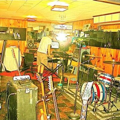 Profile Picture of Medications (@Medicationsband) on Twitter