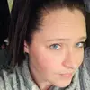 Profile Picture of justine biter (@justinebiter) on Tiktok