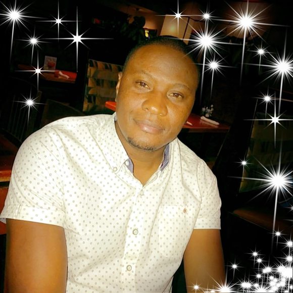 Profile Picture of David Moncrieffe (@davidgm1023) on Poshmark