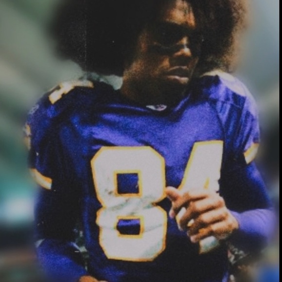 Profile Picture of Adam Haran (@adam41x) on Poshmark