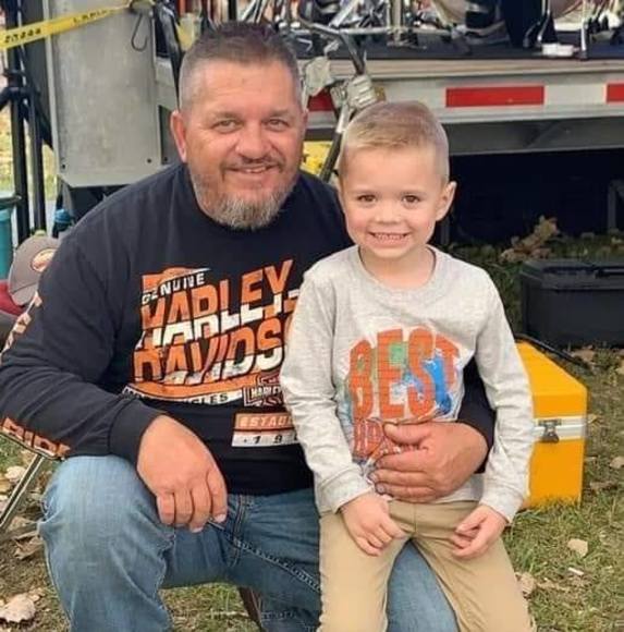 Profile Picture of Steve Lavender (@stevelavender) on Poshmark