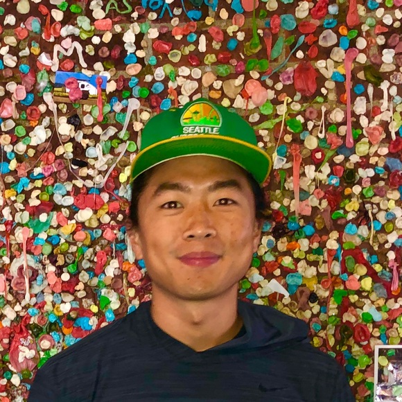 Profile Picture of Brian Hsu (@brianocean) on Poshmark