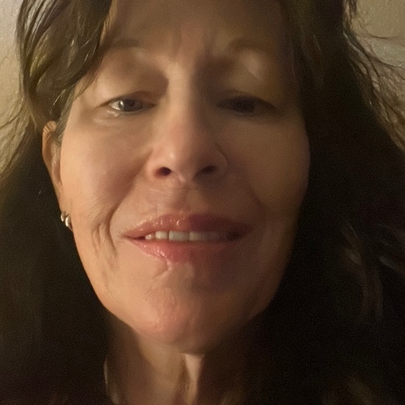 Profile Picture of Alex Merrill (@alexxx6374) on Poshmark