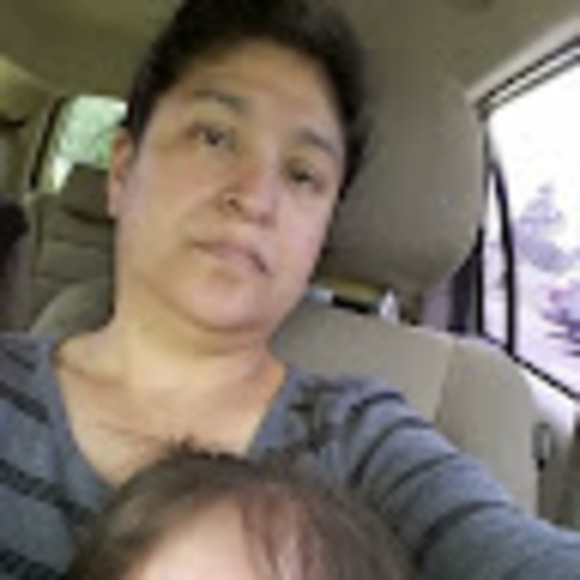 Profile Picture of Maguadalupe Bernal (@maguadalupeb) on Poshmark