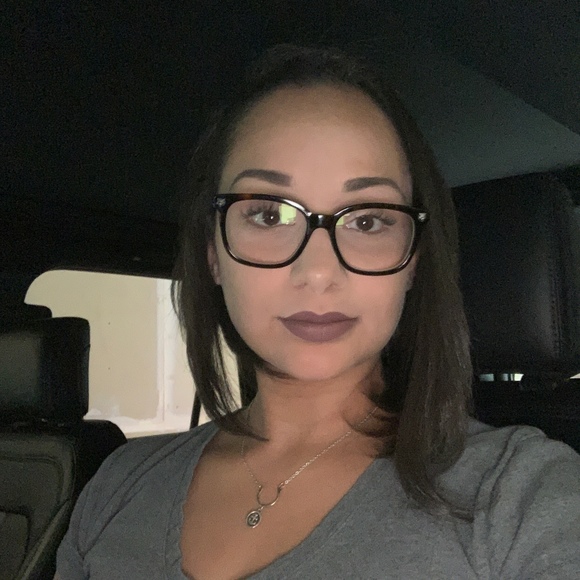 Profile Picture of Tayleah Joseph (@tayleahj) on Poshmark