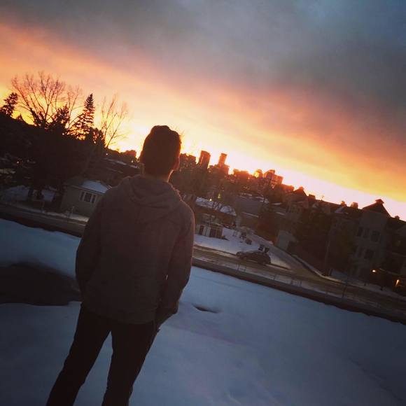 Profile Picture of Robert Mackay (@r_mackay) on Poshmark