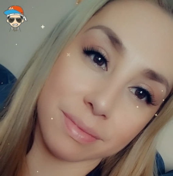 Steffanii Camron - Poshmark Profile Picture of Steffanii Camron (@stephanie4lyf) on Poshmark