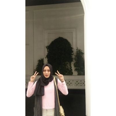 Profile Picture of Dewi (@DewiprnmaSari) on Twitter