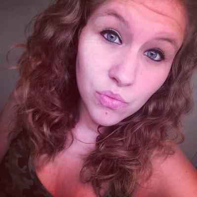 Profile Picture of Whitney Lambert (@AmyiahsMommy15) on Twitter