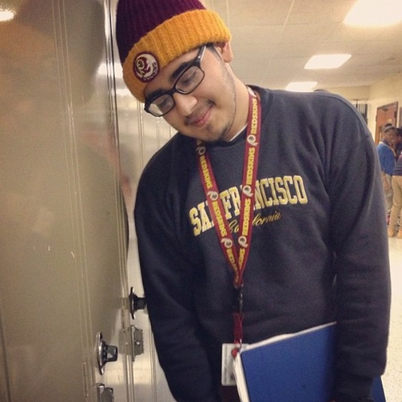 Profile Picture of Walter Gonzalez (@wally_beans) on Poshmark