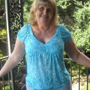 Profile Picture of Sherri Stout (@shelynfost) on Myspace