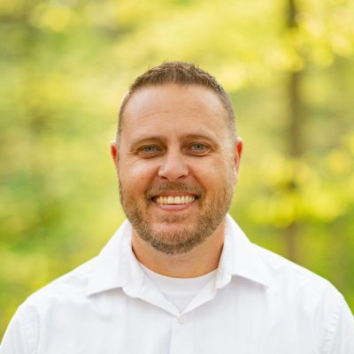 Profile Picture of Dustin Mundey (@Hamilton_DirTS) on Twitter