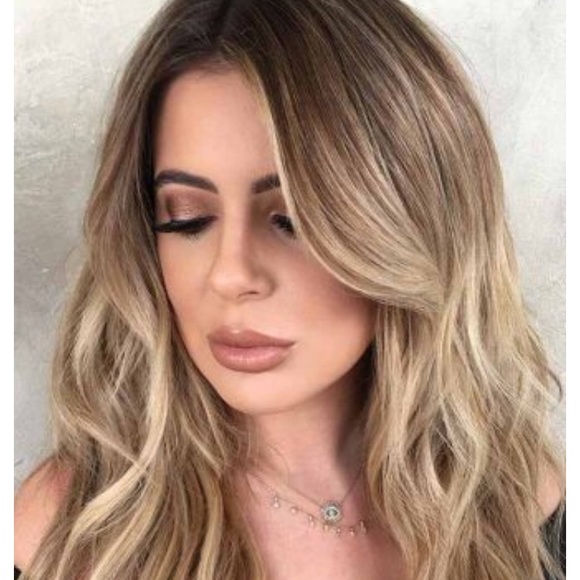Profile Picture of Piper Deneault (@piperdeneault) on Poshmark