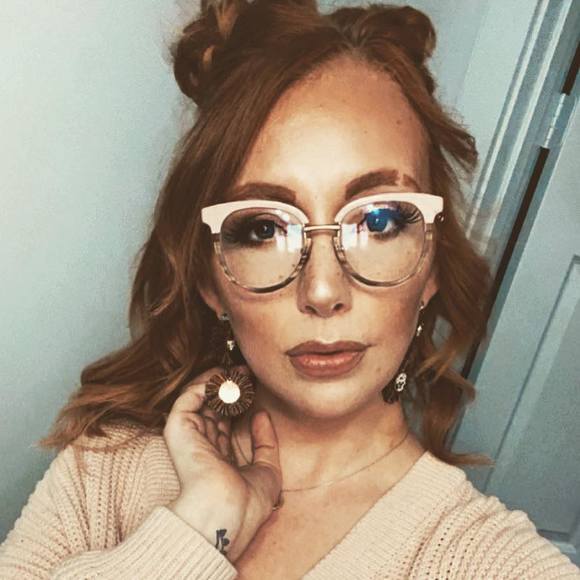 Profile Picture of Journey-helayna Morren (@jmorren) on Poshmark