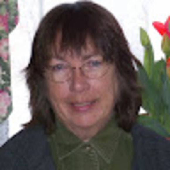 Profile Picture of Alice Ellis (@ellisalice2) on Poshmark