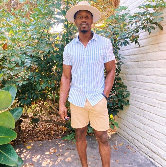 Emmanuel Bentum - Poshmark Profile Picture of Emmanuel Bentum (@beast111) on Poshmark