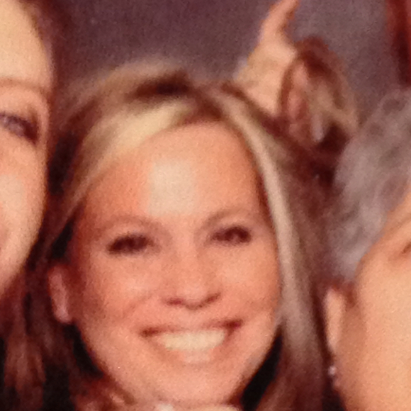 Profile Picture of Debra Skydell (@chrtnsmom) on Poshmark