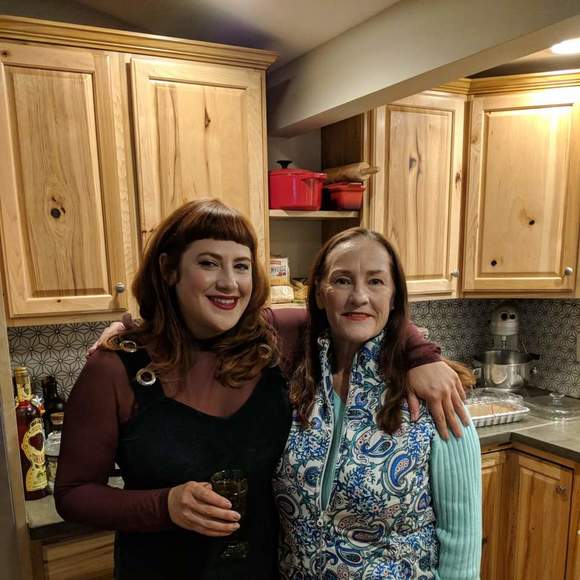 Profile Picture of Stella Andrews (@stellaandrews3) on Poshmark